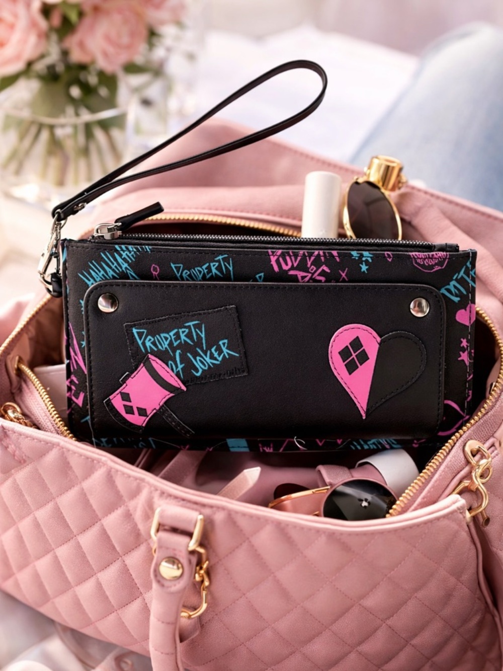 Harley Quinn Joker Wristlet Clutch Wallet - Picture 8 of 8